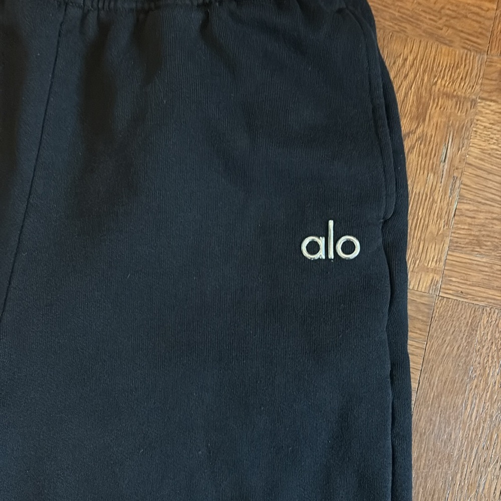 Alo yoga Accolade Sweatpant size small - Picture 4 of 9